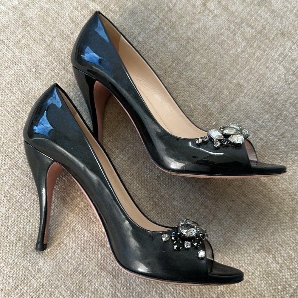 Prada Jeweled Black Patent Leather Pumps Size 38.5 - Picture 5 of 5